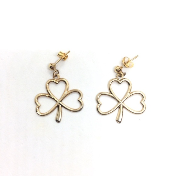 3/$30 LUCKY CLOVER SHAMROCK POST DANGLE CHARM EARRINGS GOLD TONE - Picture 1 of 7